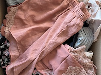 Partij nachtkledij - afbeelding 2 van  8