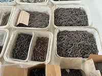 Partij nagels en bouten - afbeelding 6 van  11