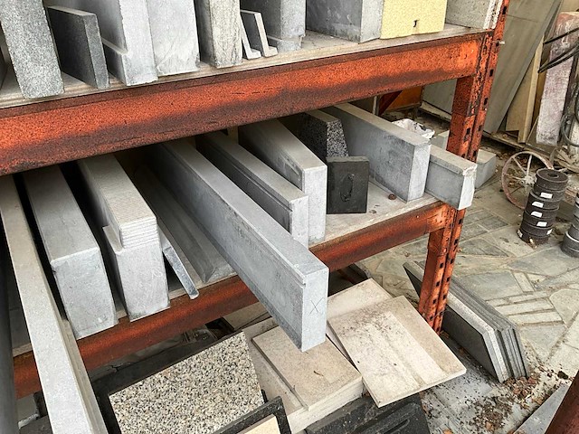 Partij natuursteen/ blauwsteen - afbeelding 3 van  30