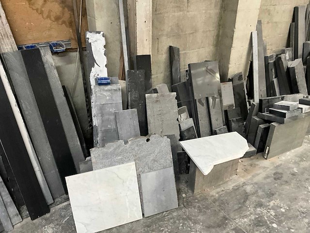 Partij natuursteen/ blauwsteen - afbeelding 3 van  32