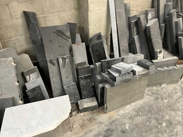 Partij natuursteen/ blauwsteen - afbeelding 4 van  32