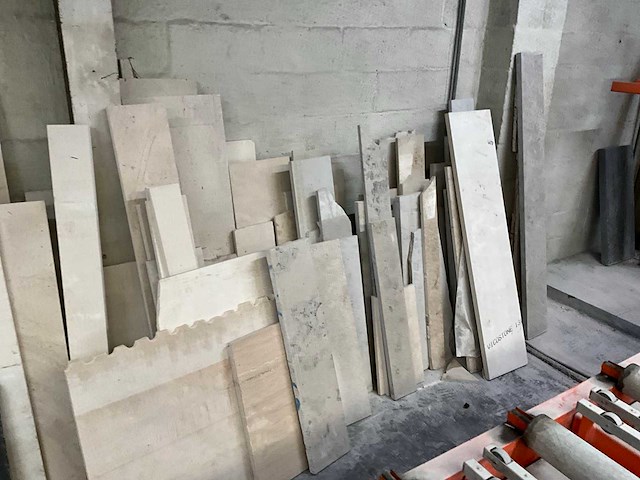 Partij natuursteen/ blauwsteen - afbeelding 9 van  32