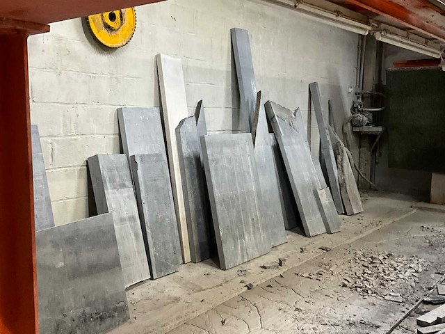 Partij natuursteen/ blauwsteen - afbeelding 17 van  32