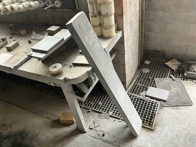 Partij natuursteen/ blauwsteen - afbeelding 22 van  32