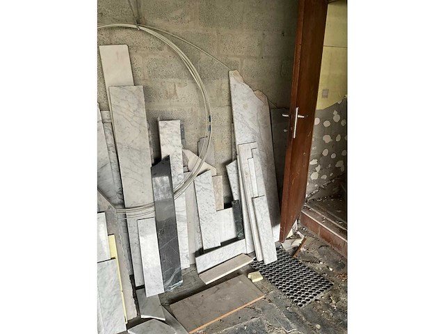 Partij natuursteen/ blauwsteen - afbeelding 27 van  32