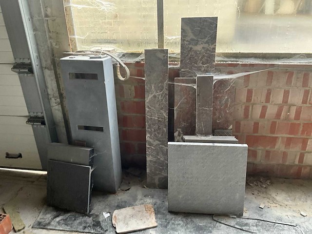 Partij natuursteen/ blauwsteen - afbeelding 28 van  32