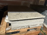Partij natuursteen tegels - afbeelding 1 van  2