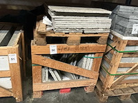 Partij natuursteen tegels - afbeelding 2 van  2