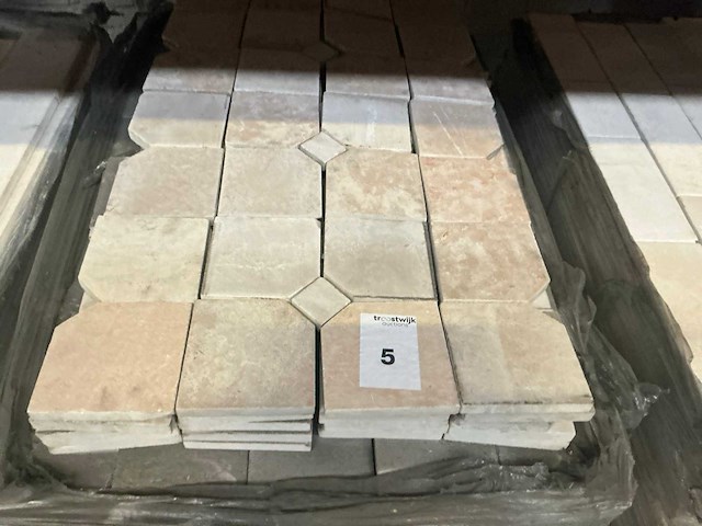 Partij natuursteen tegels - afbeelding 2 van  3