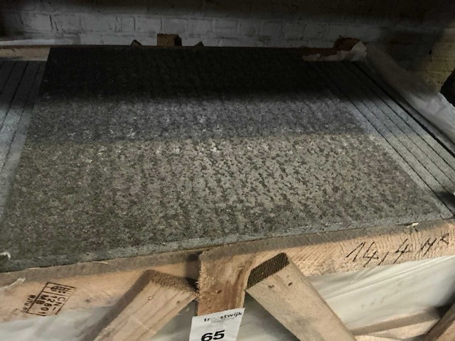 Partij natuursteen tegels - afbeelding 2 van  3