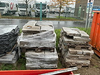 Partij natuursteen - afbeelding 2 van  3
