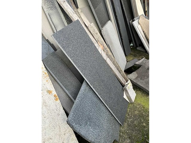 Partij natuursteen - afbeelding 4 van  26