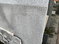 Partij natuursteen - afbeelding 21 van  26