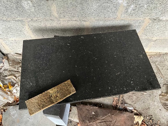 Partij natuursteen - afbeelding 2 van  14