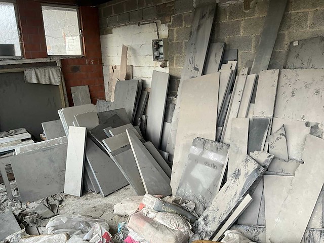 Partij natuursteen - afbeelding 8 van  14