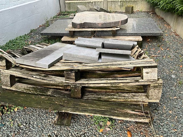 Partij natuursteen - afbeelding 6 van  16