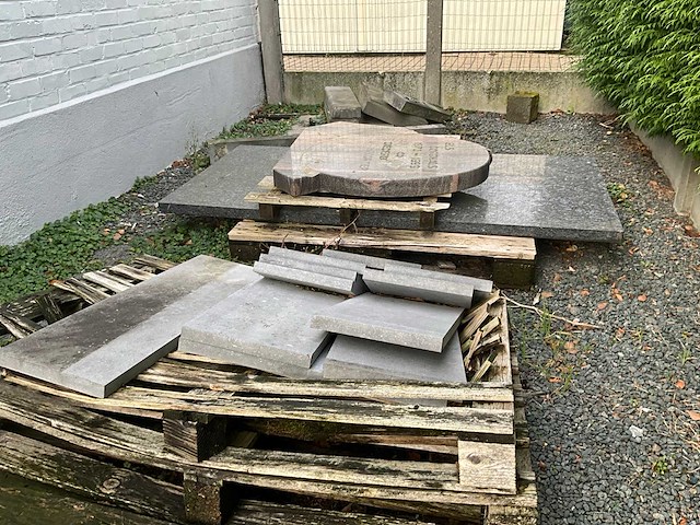 Partij natuursteen - afbeelding 7 van  16