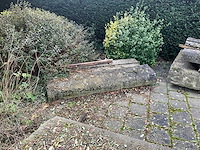 Partij natuursteen - afbeelding 9 van  16