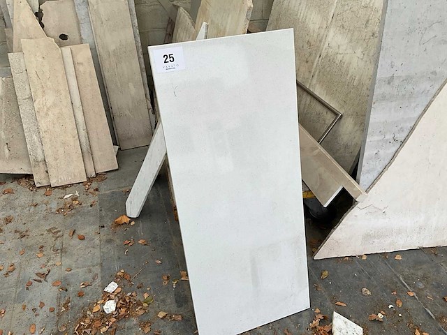 Partij natuursteen - afbeelding 10 van  16