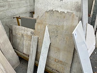 Partij natuursteen - afbeelding 11 van  16