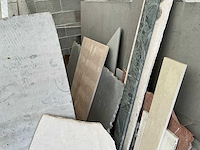 Partij natuursteen - afbeelding 14 van  16