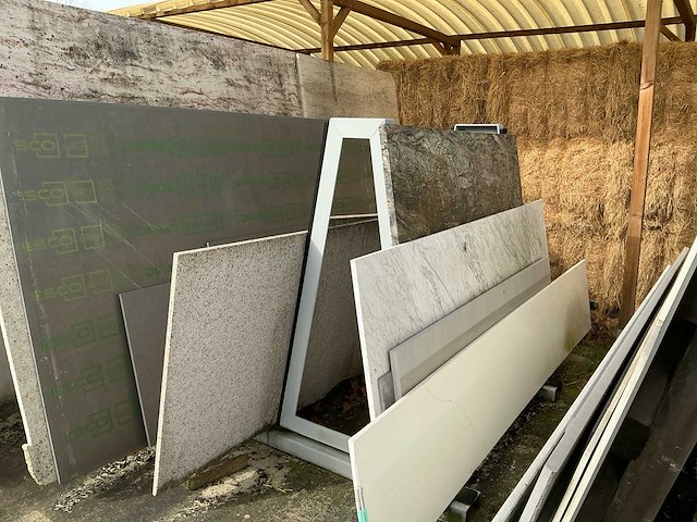 Partij natuursteen - afbeelding 6 van  12