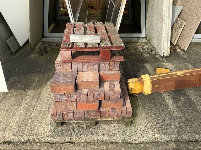 Partij natuursteen - afbeelding 8 van  12