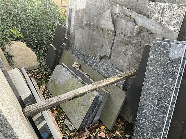 Partij natuurstenen bladen - afbeelding 24 van  24