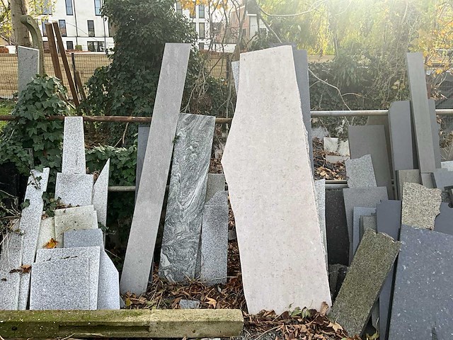 Partij natuurstenen bladen - afbeelding 28 van  40