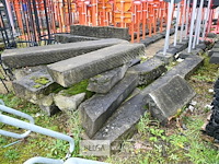 Partij natuurstenen borduren - afbeelding 2 van  5