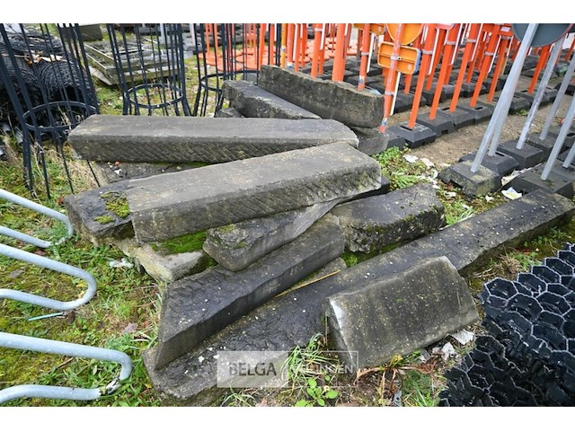 Partij natuurstenen borduren - afbeelding 3 van  5