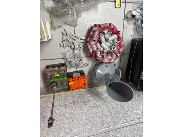 Partij nieuw divers elektra 250 stuks - afbeelding 4 van  8