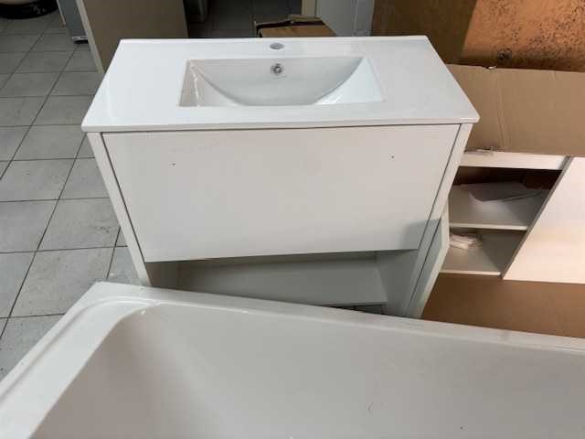Partij nieuwe badkamermeubels - afbeelding 3 van  6