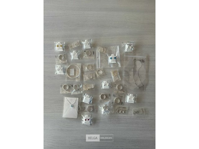 Partij nieuwe rvs en 925.sterling silver sieraden - afbeelding 1 van  5