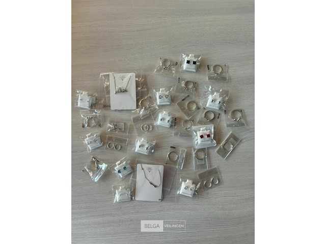 Partij nieuwe rvs en 925.sterling silver sieraden - afbeelding 1 van  5