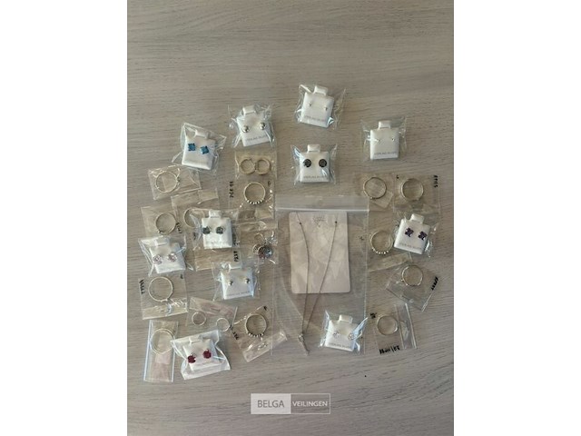 Partij nieuwe rvs en 925.sterling silver sieraden - afbeelding 1 van  5