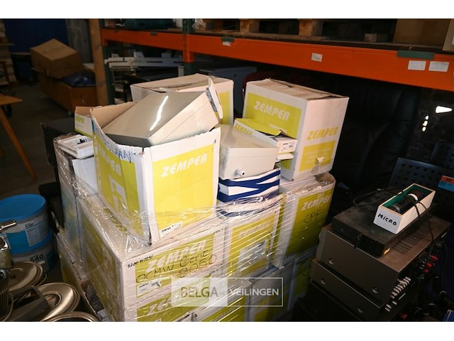 Partij noodverlichting - afbeelding 6 van  9