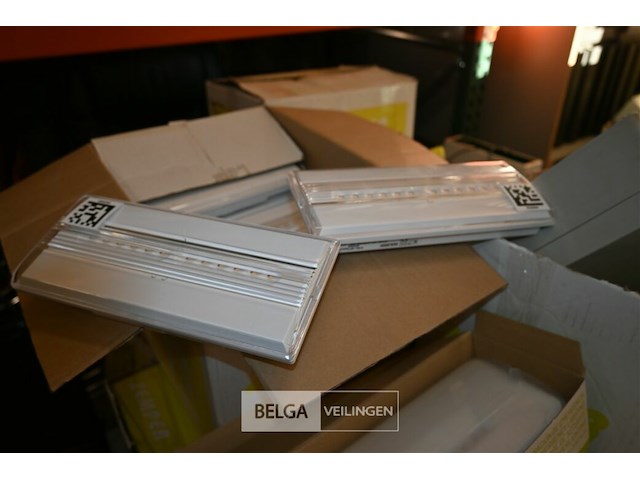 Partij noodverlichting - afbeelding 8 van  9