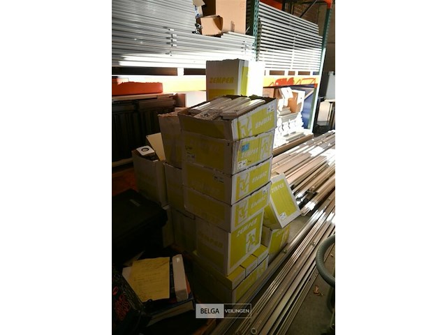 Partij noodverlichting - afbeelding 1 van  7