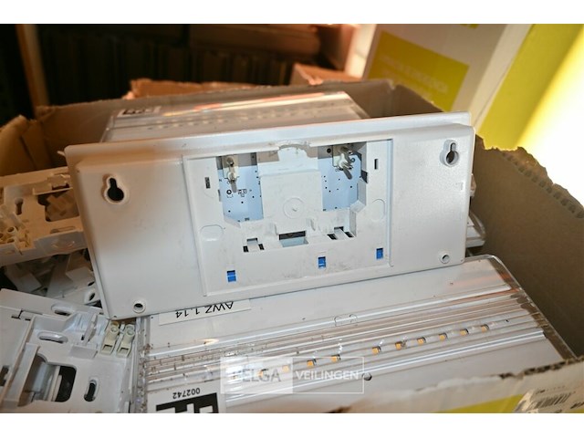 Partij noodverlichting - afbeelding 3 van  7