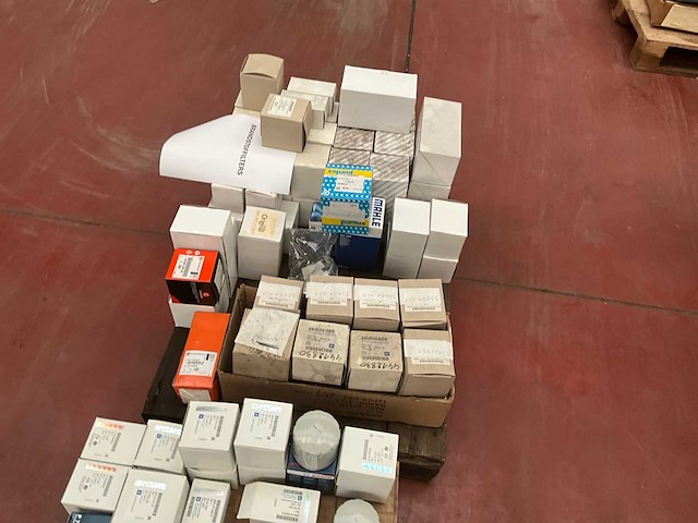 Partij oliefilters & bougies, diverse merken - afbeelding 4 van  4