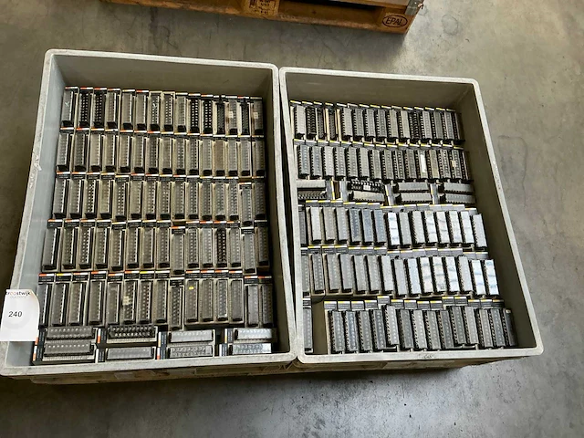 Partij omron plc-modules - afbeelding 1 van  6