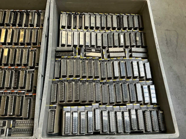 Partij omron plc-modules - afbeelding 2 van  6