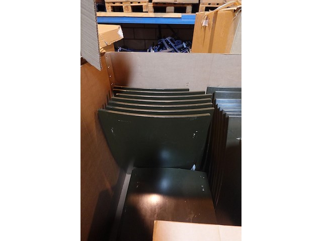 Partij onderdelen bioscoopstoelen - afbeelding 6 van  9