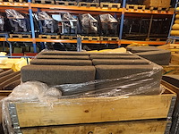 Partij onderdelen theaterstoelen - afbeelding 2 van  15