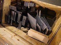 Partij onderdelen theaterstoelen - afbeelding 14 van  15