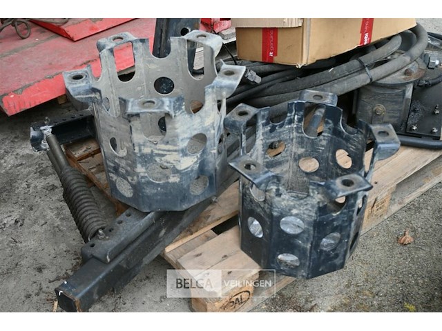 Partij onderdelen voor aandrijving zoutstrooier - afbeelding 3 van  6