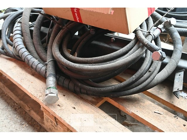 Partij onderdelen voor aandrijving zoutstrooier - afbeelding 5 van  6