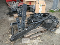 Partij onderdelen voor aandrijving zoutstrooier - afbeelding 1 van  5