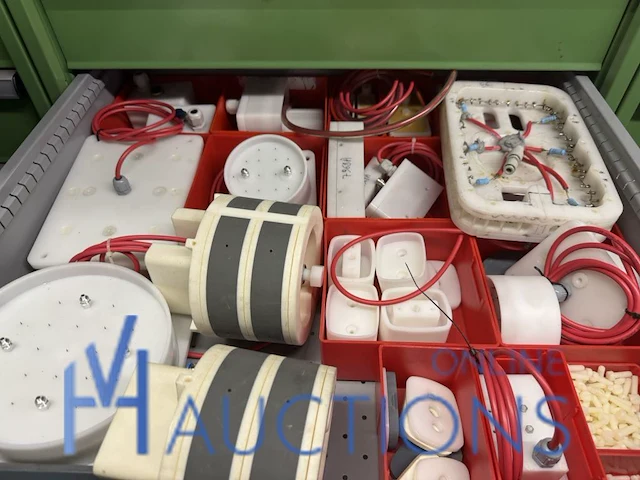 Partij onderdelen voor grijpers en in-mould-labeling - afbeelding 2 van  83